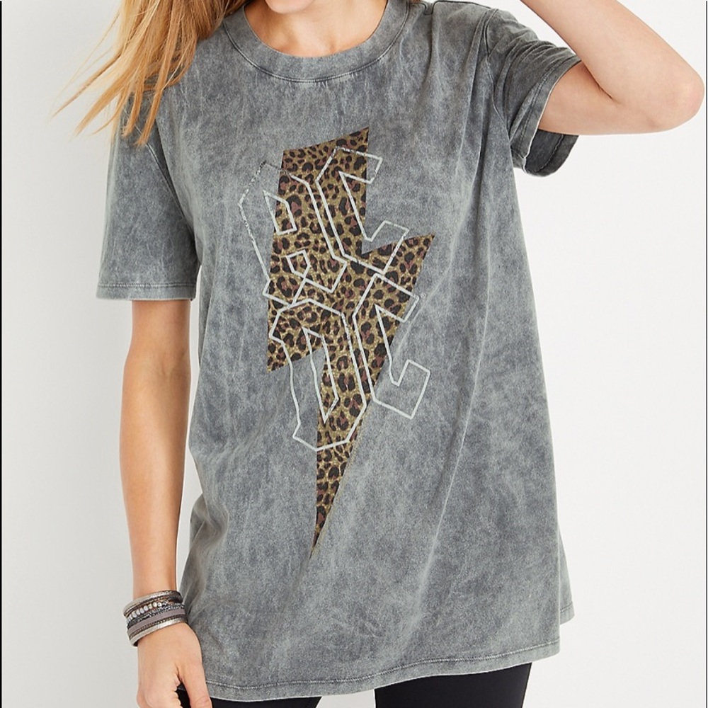 ISO looking for this shirt